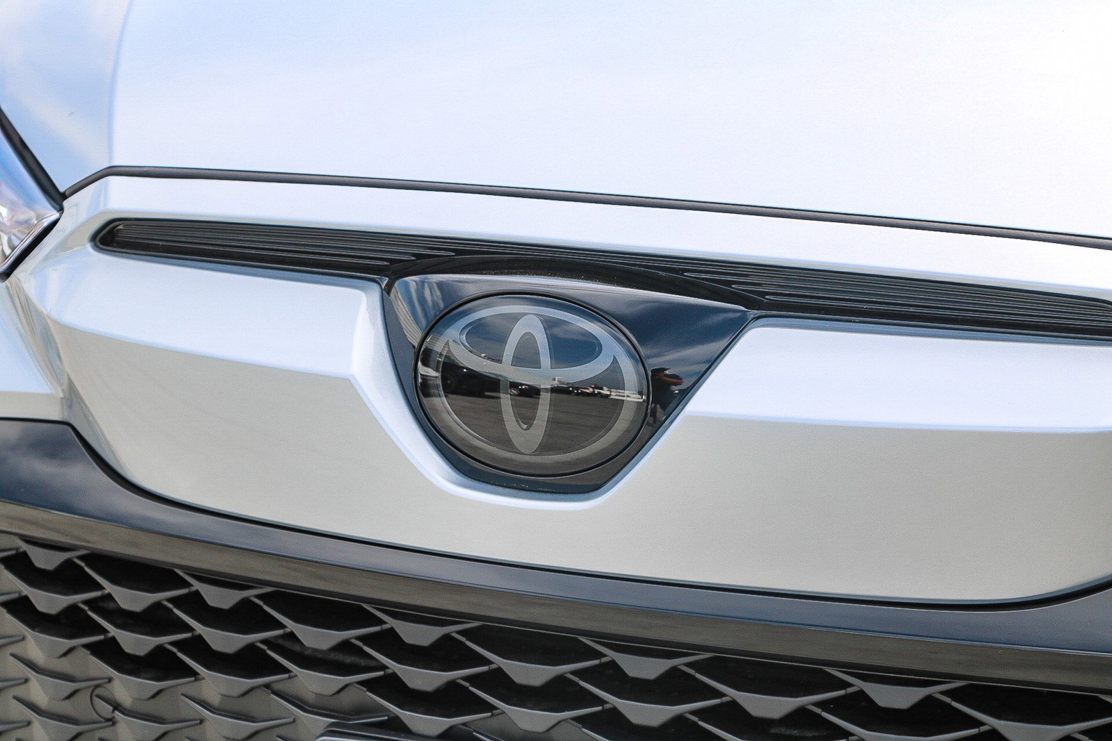 2025 Toyota Corolla Hybrid S photo 2