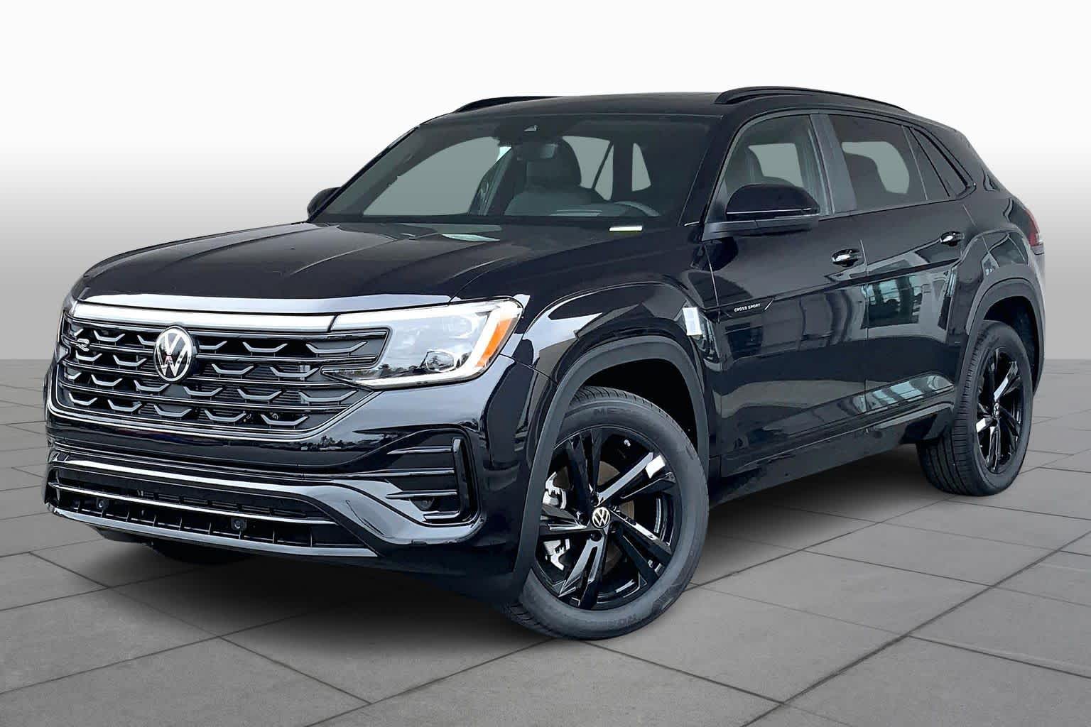 2026 Volkswagen Atlas Cross Sport SEL R-LINE's photo