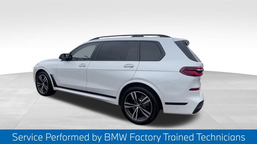 2023 Bmw X7 M60i photo 13