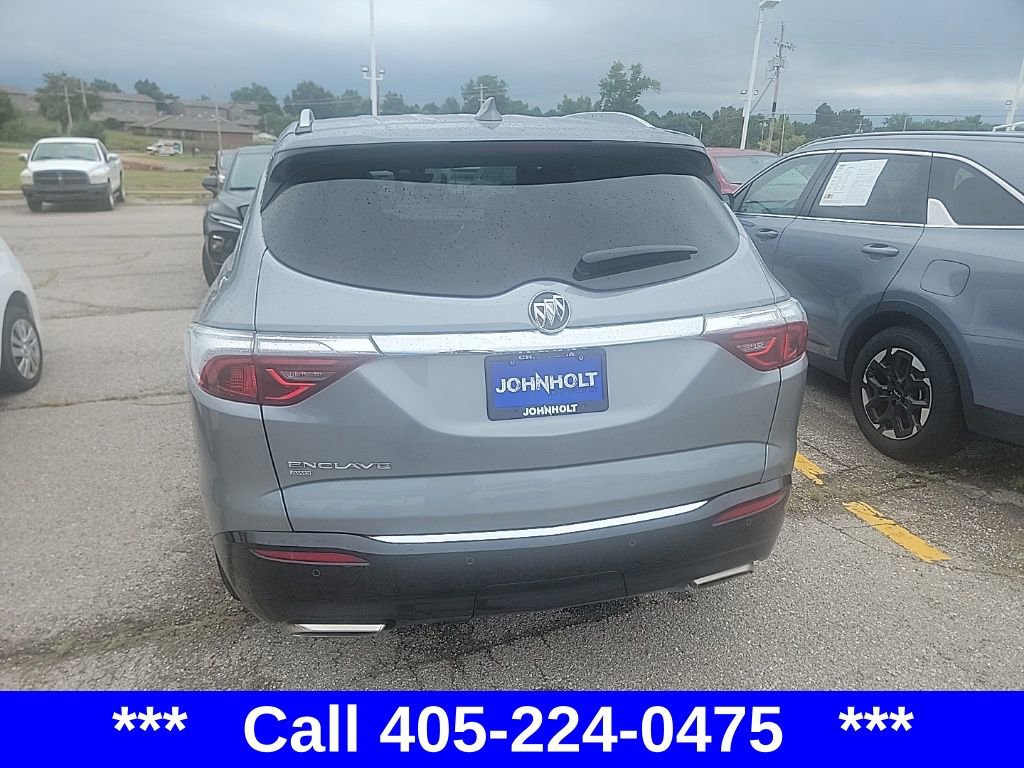 2024 Buick Enclave Premium photo 13