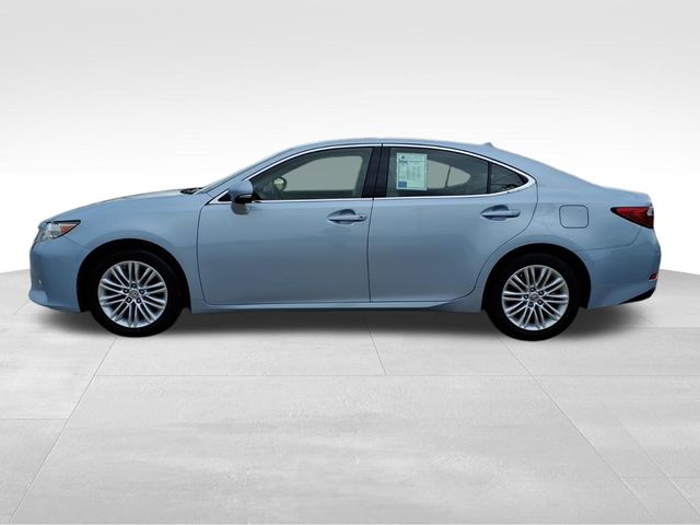 2013 Lexus ES 350 photo 9