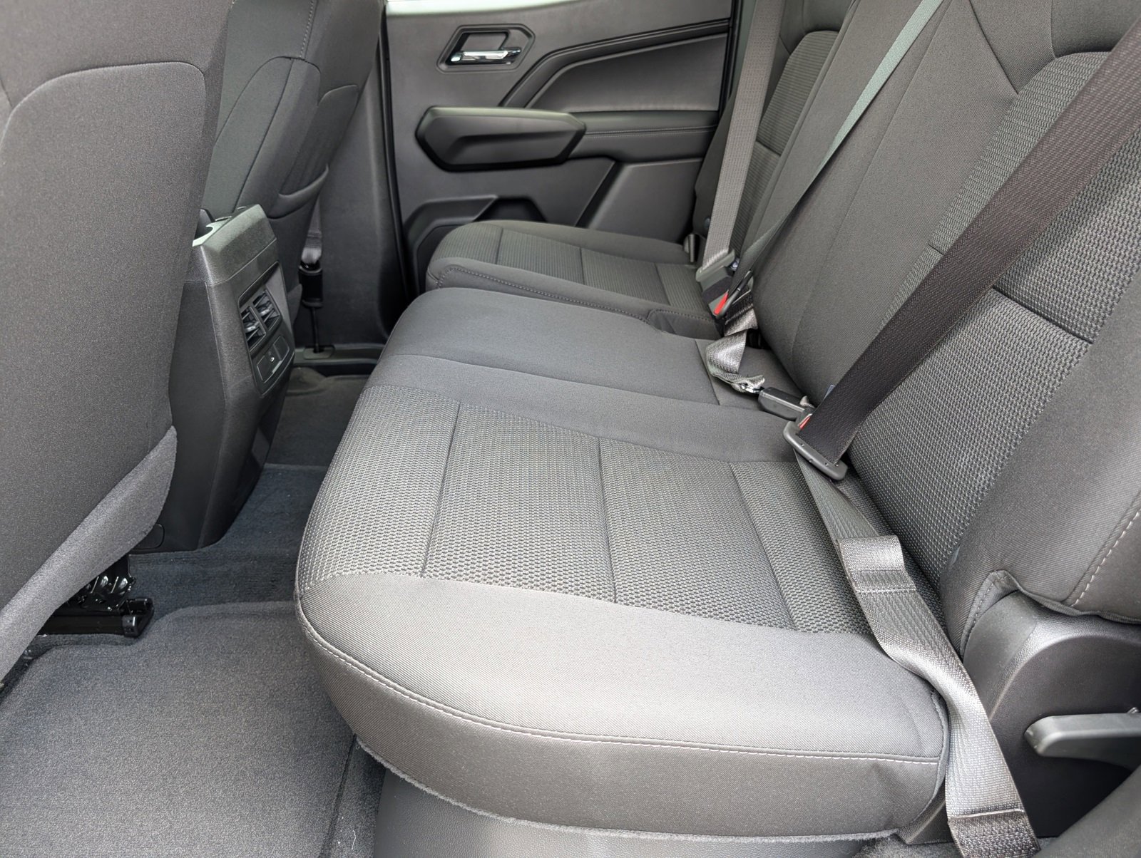 2026 Chevrolet Colorado LT photo 6