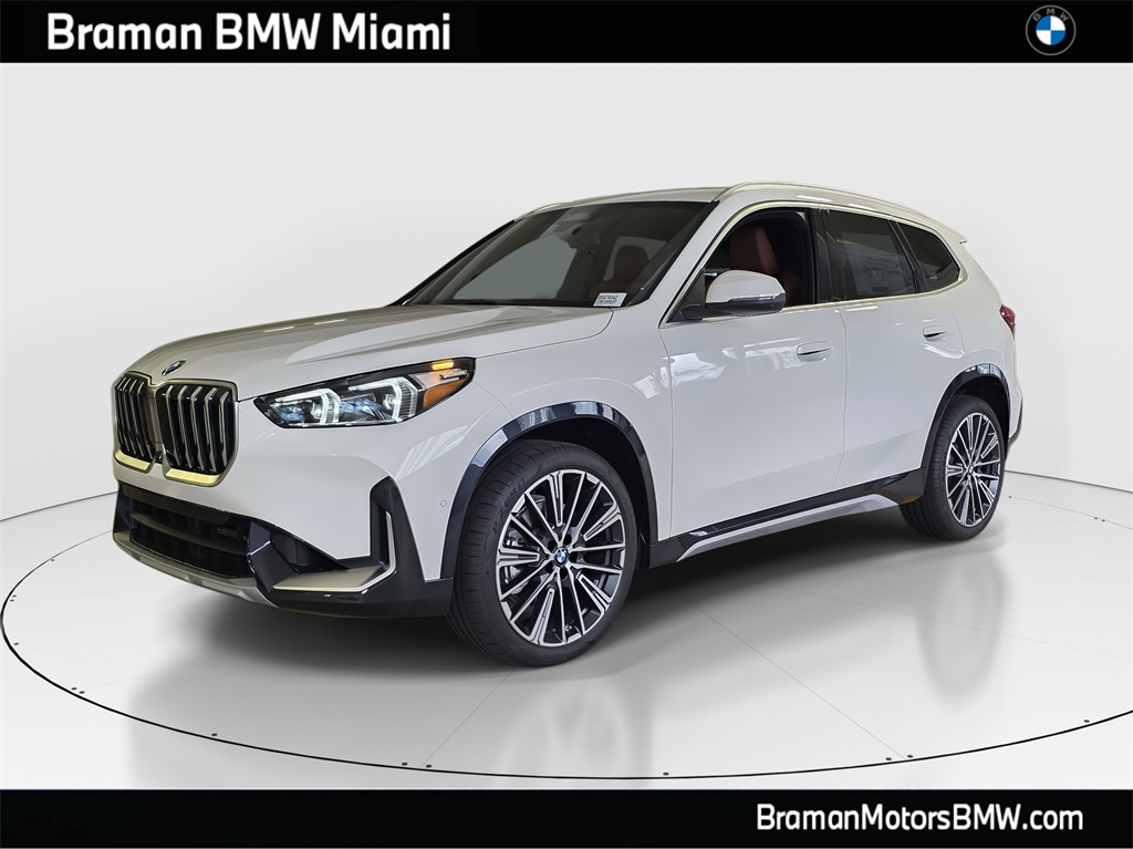 2026 BMW X1 28i's photo