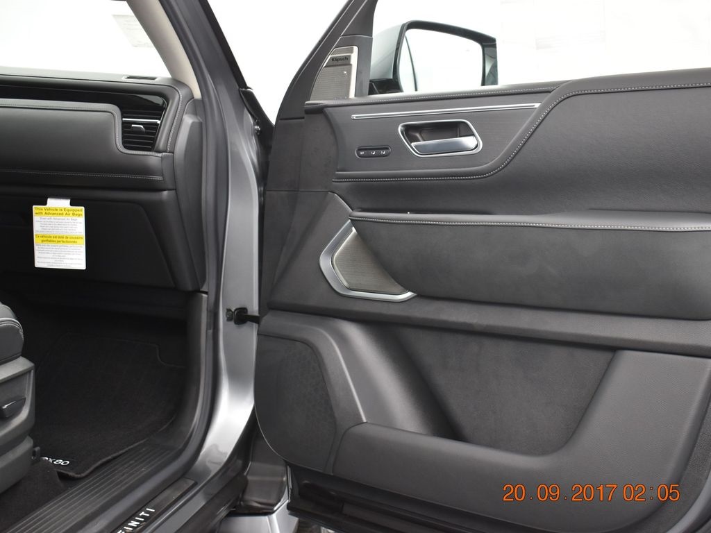 2025 Infiniti QX80 Sensory photo 19