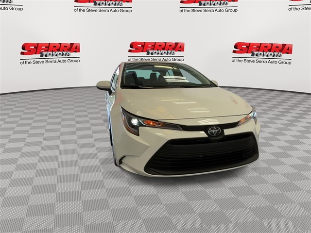 2025 Toyota Corolla LE photo 4