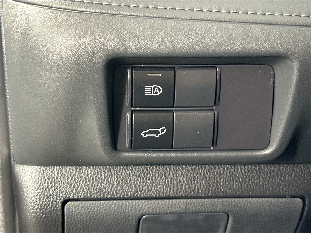 2022 Toyota Highlander XLE photo 17