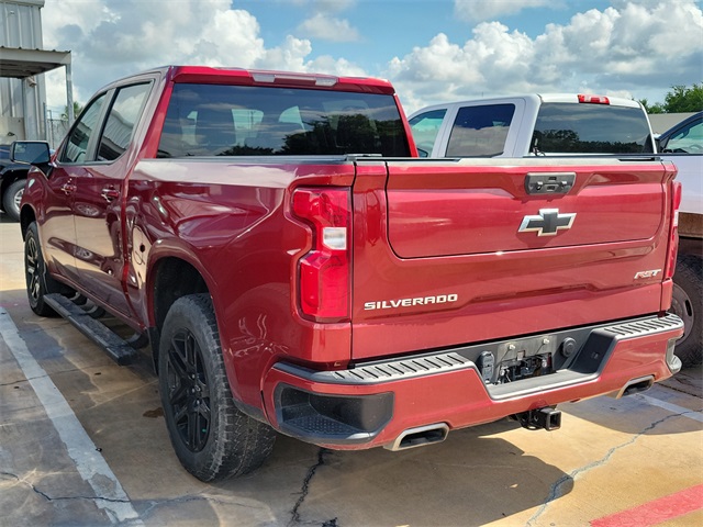 2023 Chevrolet Silverado 1500 RST photo 2