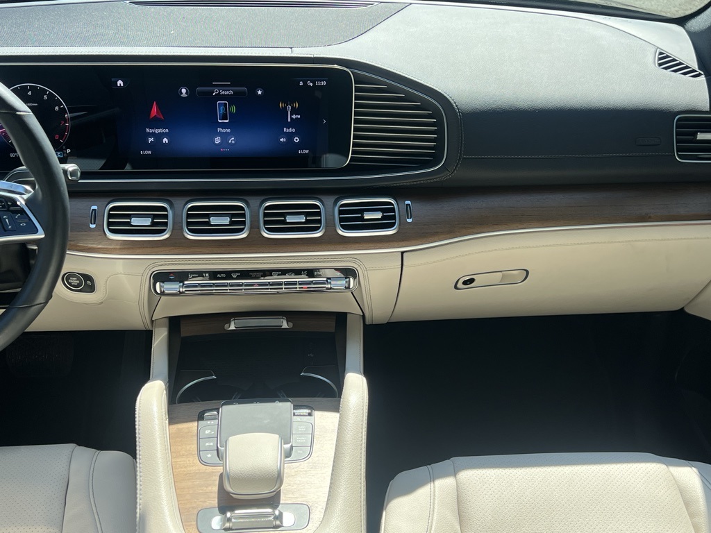 2024 Mercedes Benz GLS 450 4MATIC photo 15
