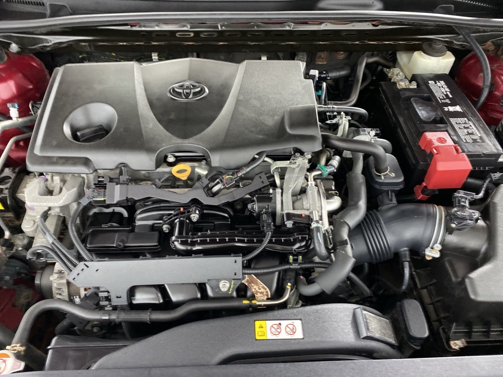 2018 Toyota Camry SE photo 31