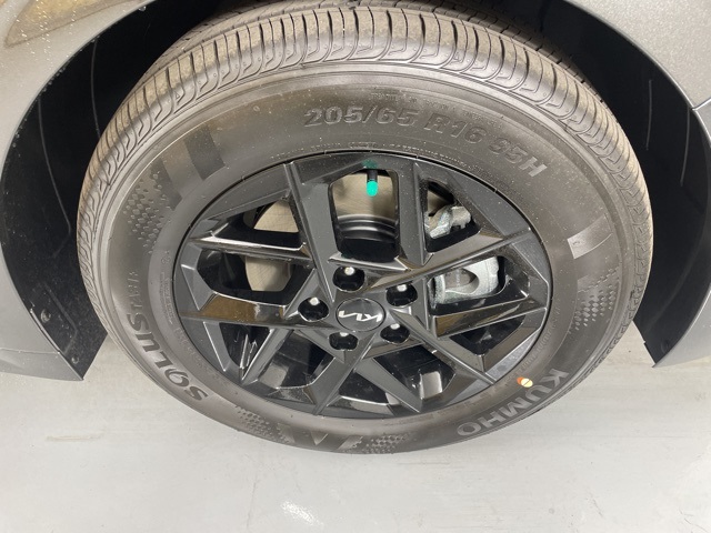 2026 Kia K5 LXS photo 10