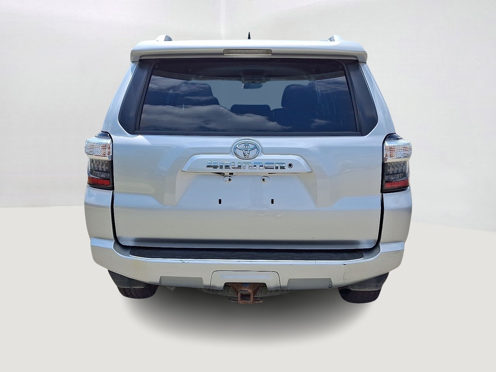 2018 Toyota 4Runner SR5 photo 5