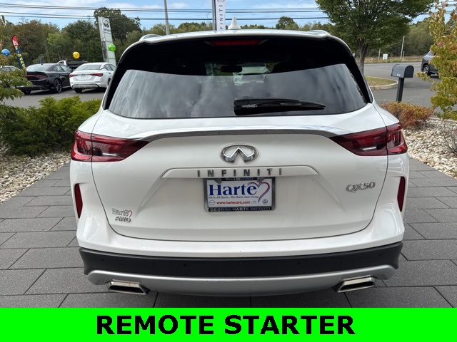 2022 Infiniti QX50 Luxe photo 6