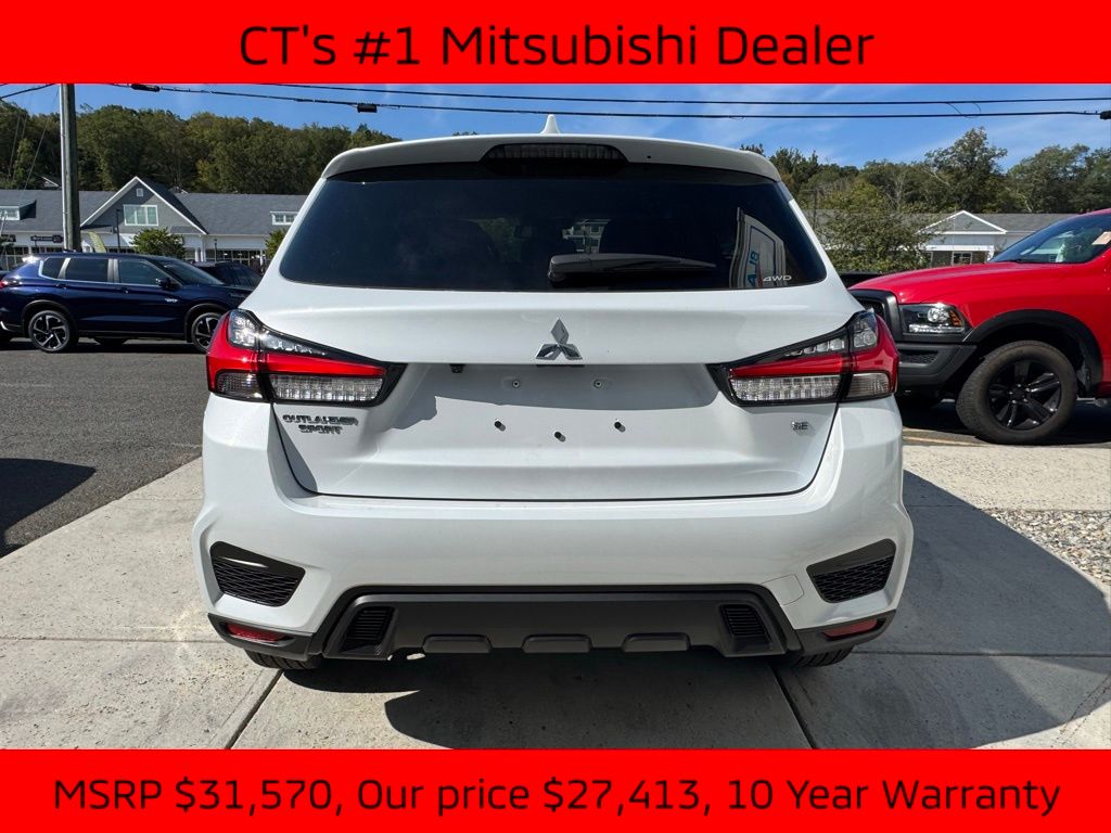 2025 Mitsubishi Outlander Sport SE photo 5
