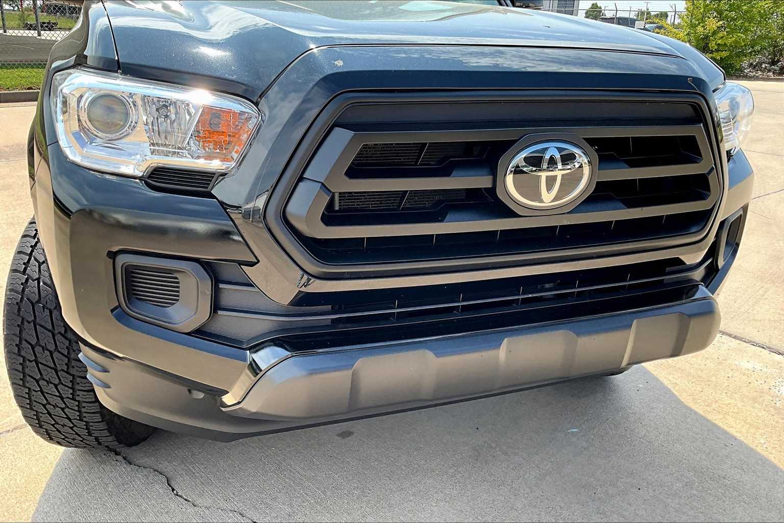 2023 Toyota Tacoma SR photo 26