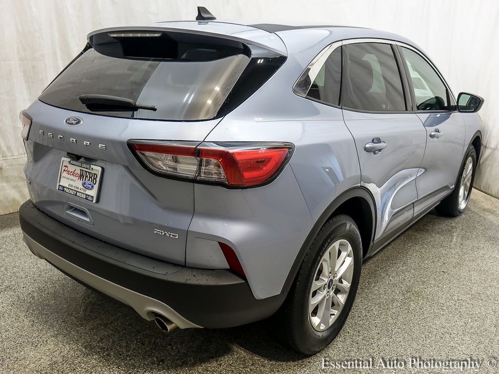 2022 Ford Escape SE photo 6