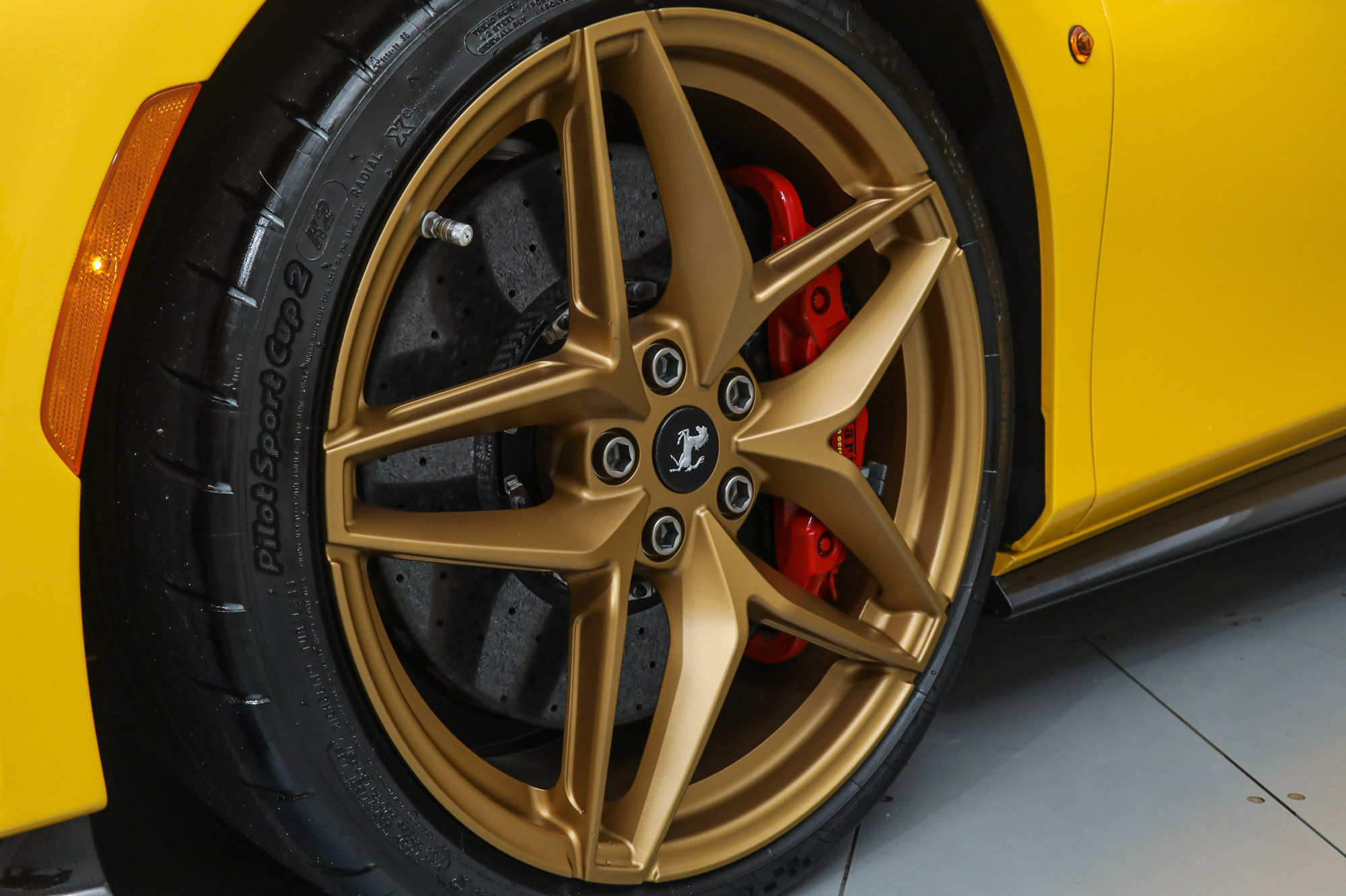 2020 Ferrari 488 Pista Spider photo 17
