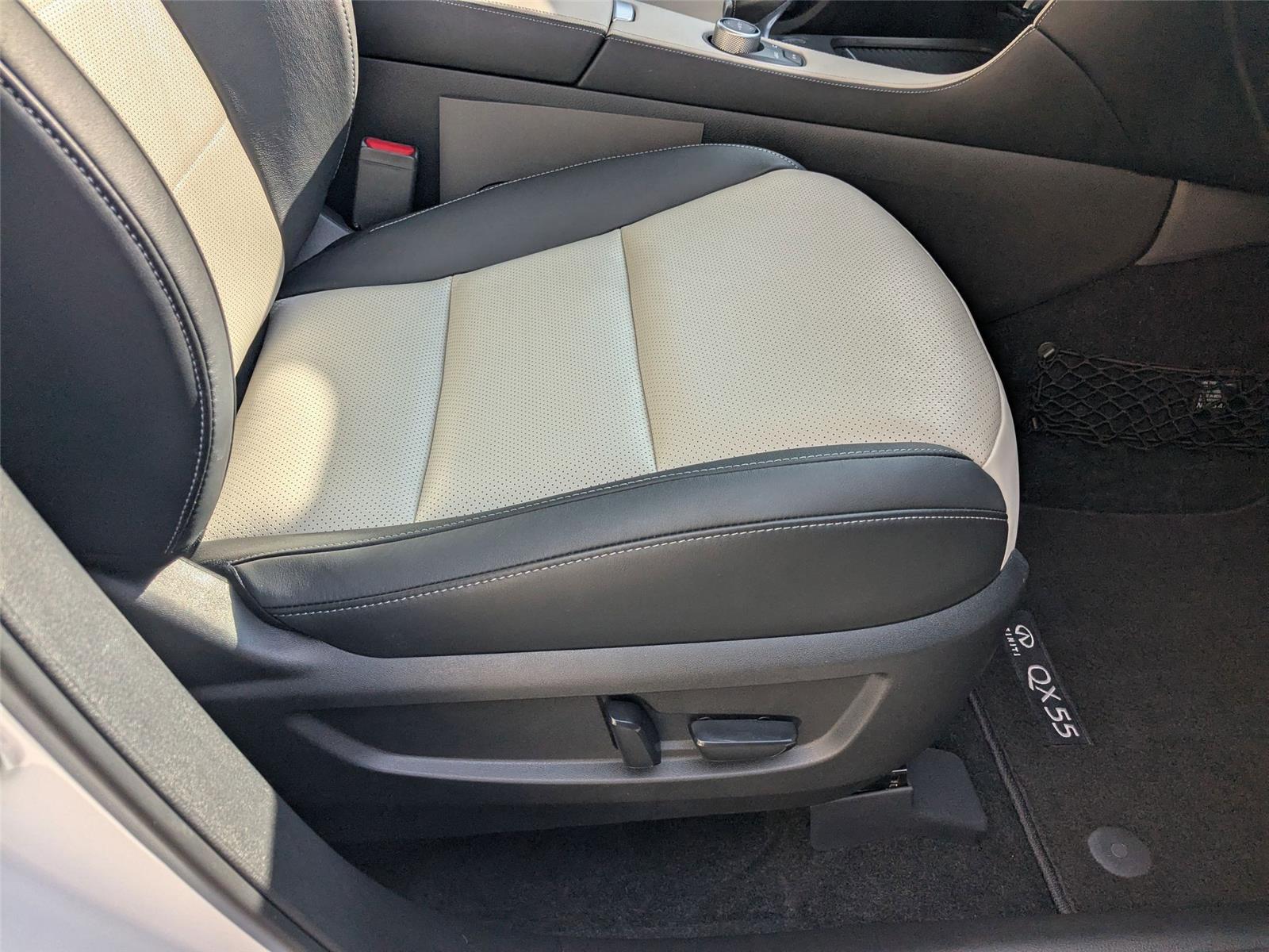 2023 Infiniti QX55 Luxe photo 36
