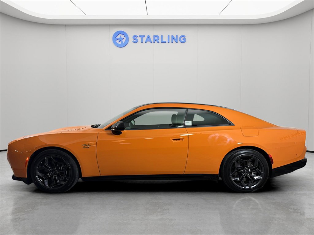 2025 Dodge Charger R/T photo 3