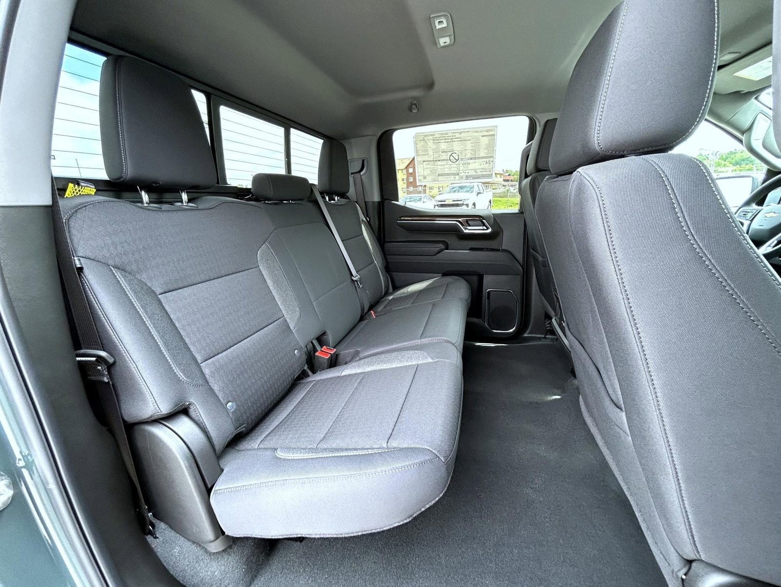 2025 Chevrolet Silverado 1500 LT photo 19
