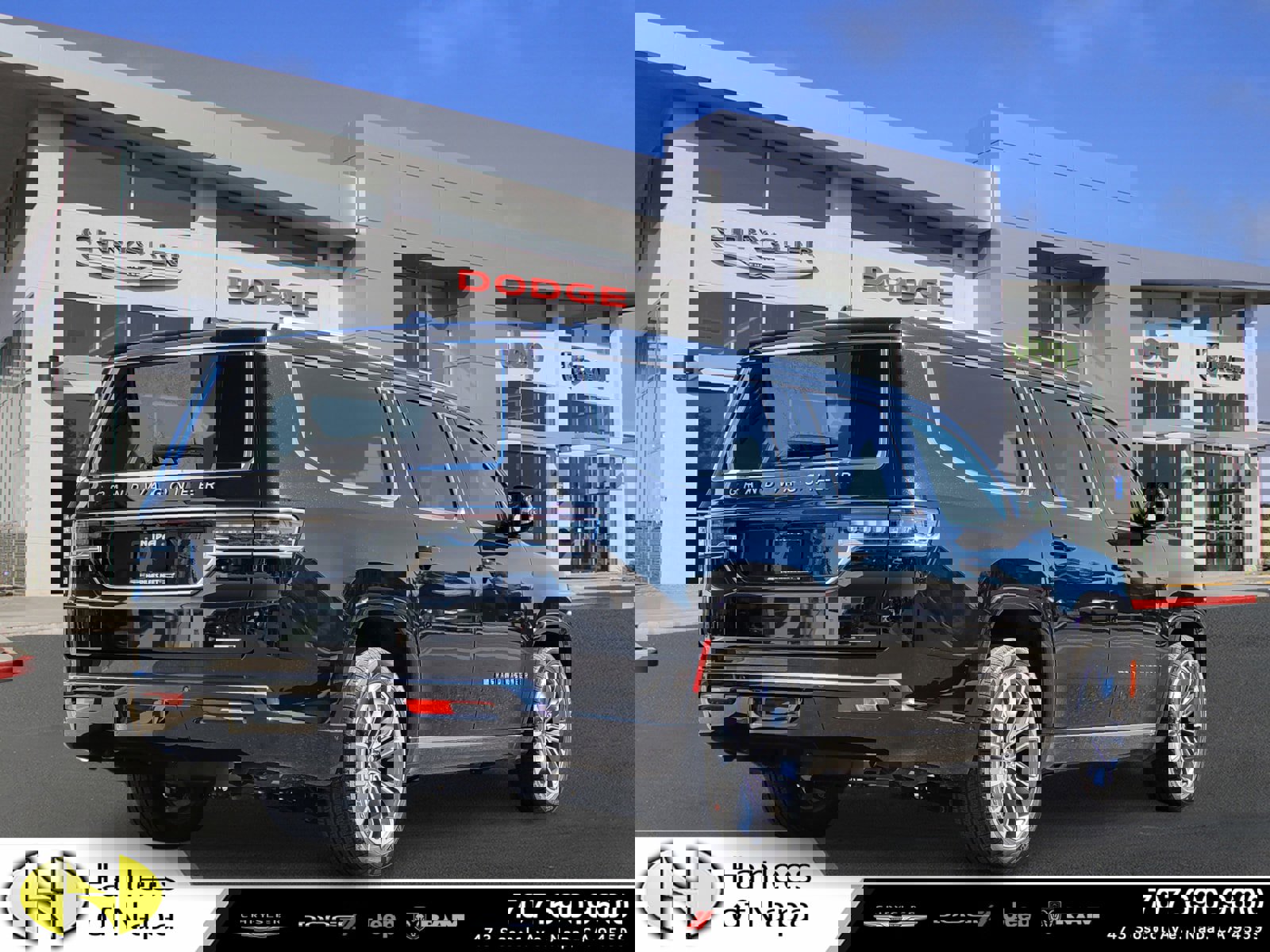 2024 Jeep Grand Wagoneer L III photo 3