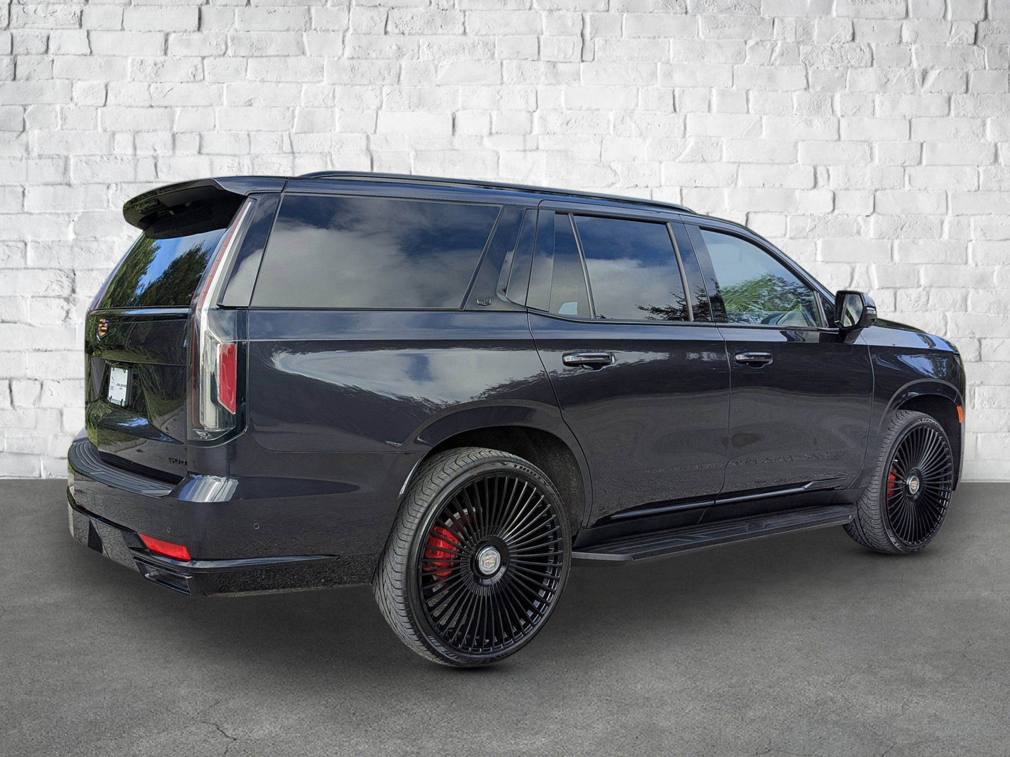 2023 Cadillac Escalade Sport Platinum photo 4