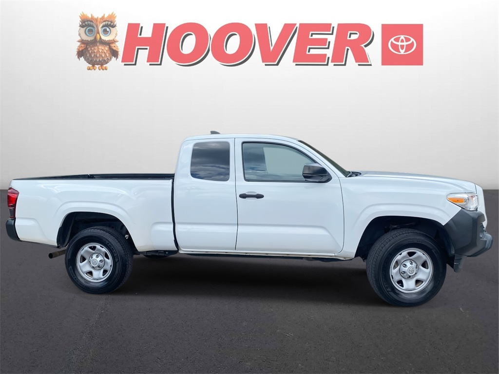 2019 Toyota Tacoma SR photo 2