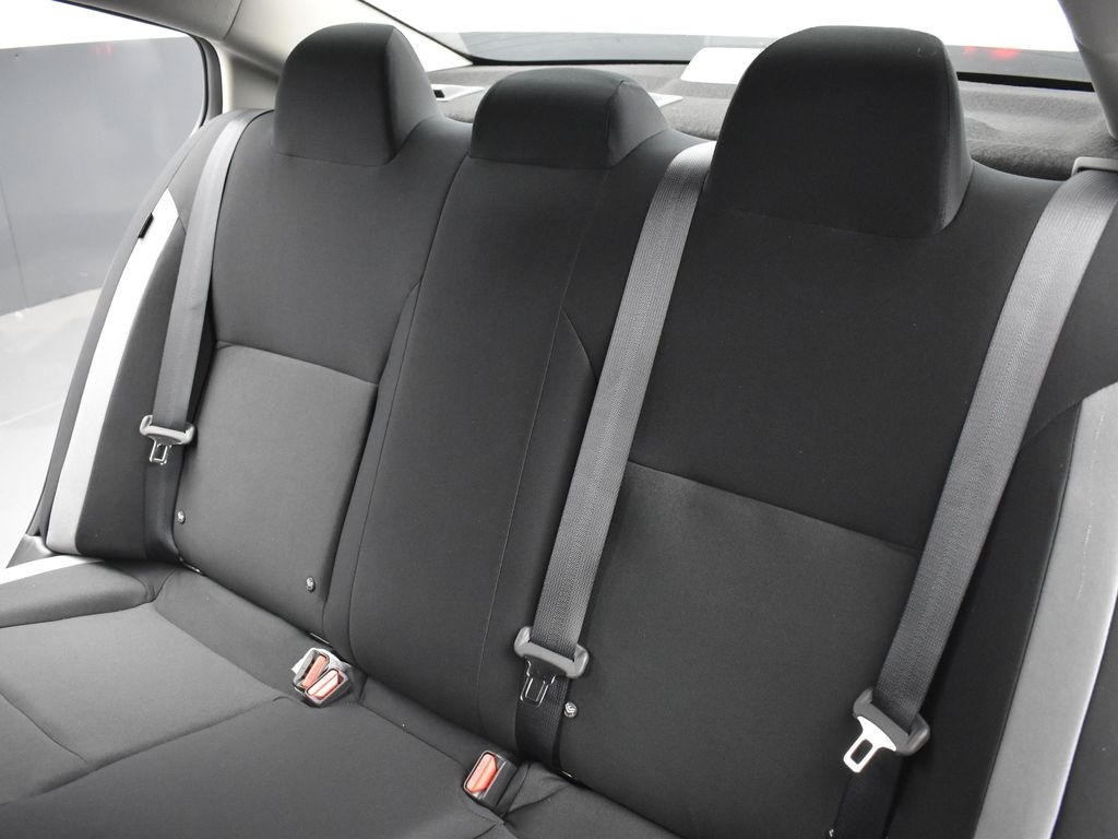 2025 Nissan Versa 1.6 S photo 16