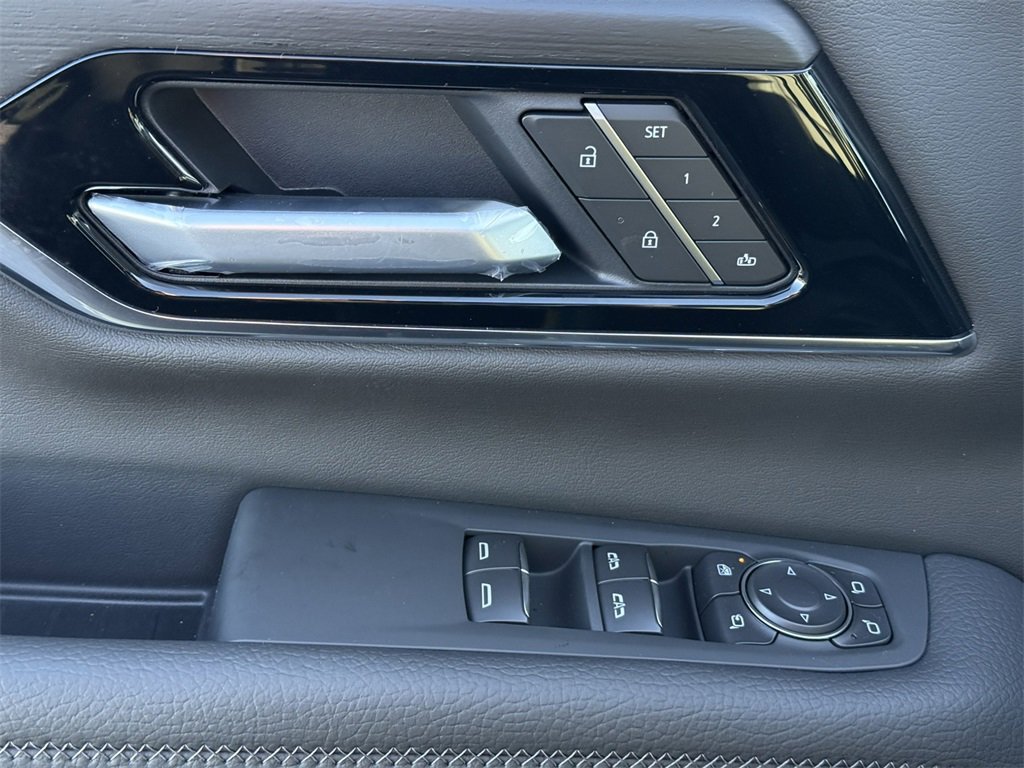 2026 GMC YUKON XL - Image 14