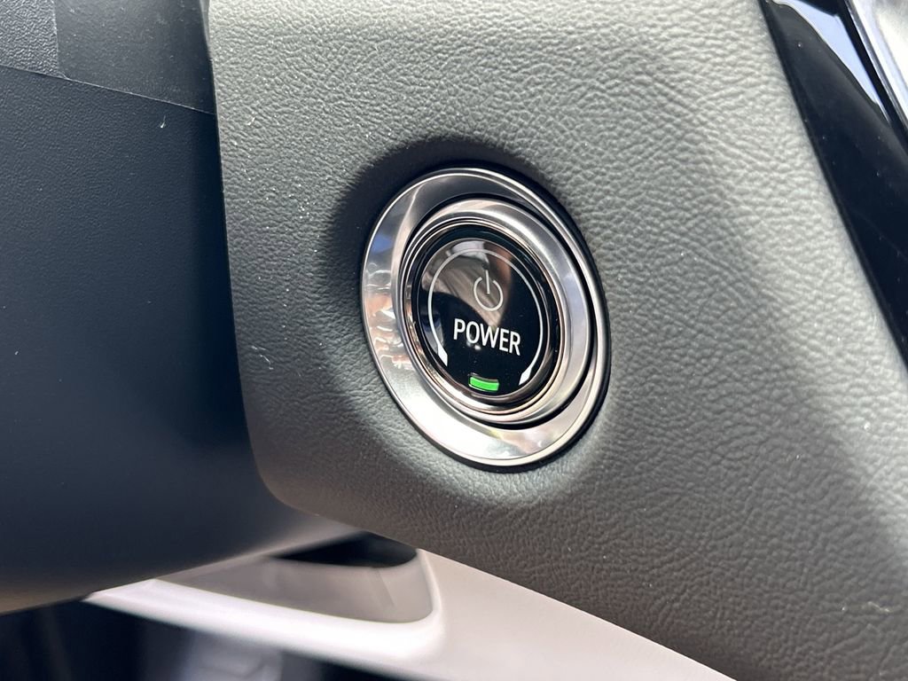 2025 Cadillac Lyriq Sport photo 27