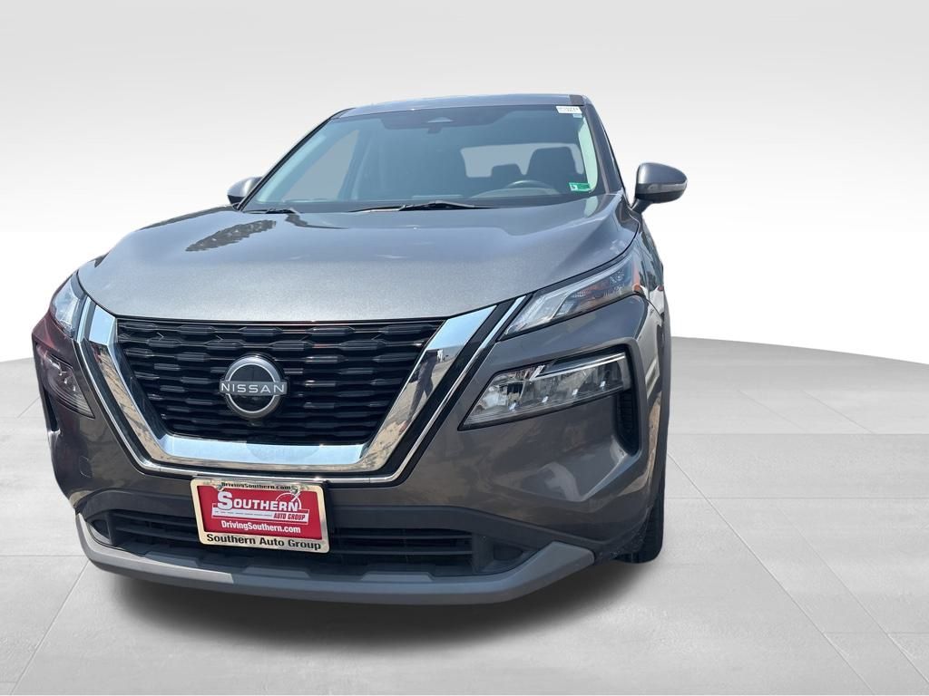 2023 Nissan Rogue SV photo 3