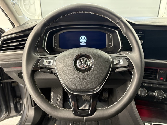 2021 Volkswagen Jetta SEL photo 9