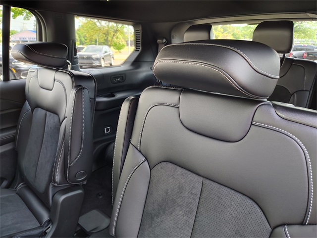 2025 Jeep Grand Cherokee Altitude X photo 4