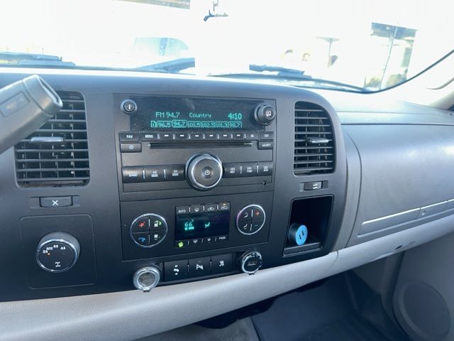 2011 Gmc Sierra 1500 SLE photo 3