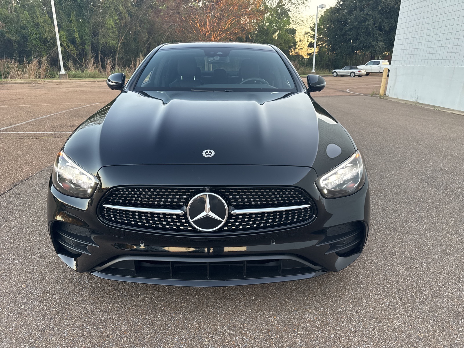 2022 Mercedes Benz E 350 photo 2