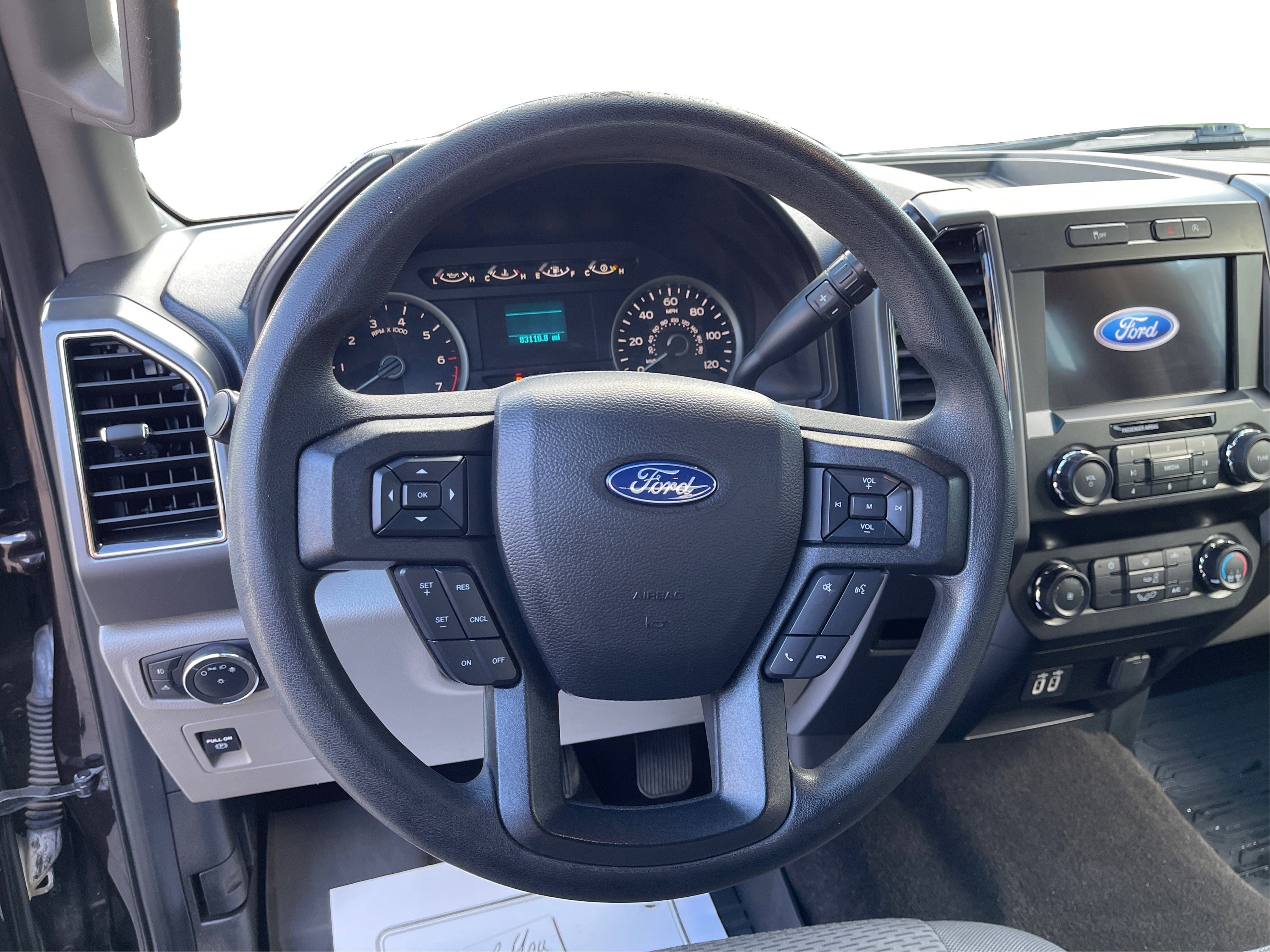 2020 Ford F-150 XLT photo 16