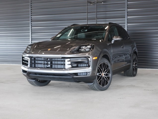 2025 Porsche Cayenne 