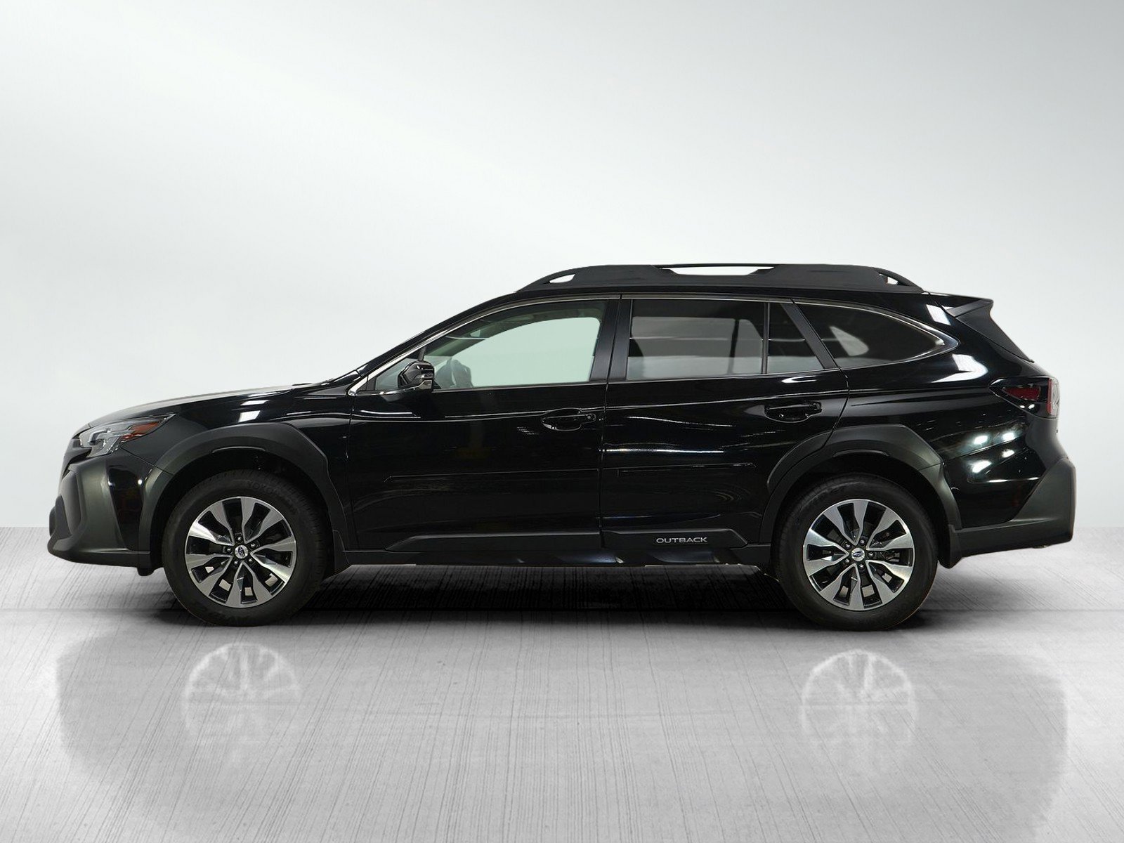 2024 Subaru Outback Limited XT photo 2