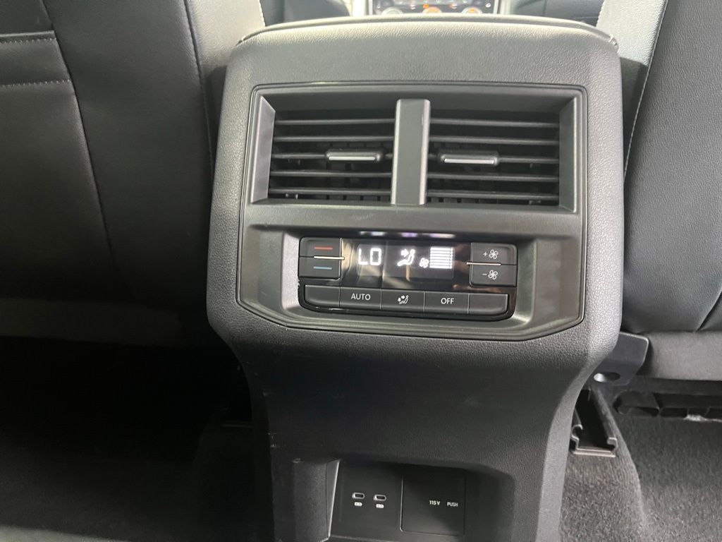 2022 Volkswagen Atlas V6 SE Technology photo 28