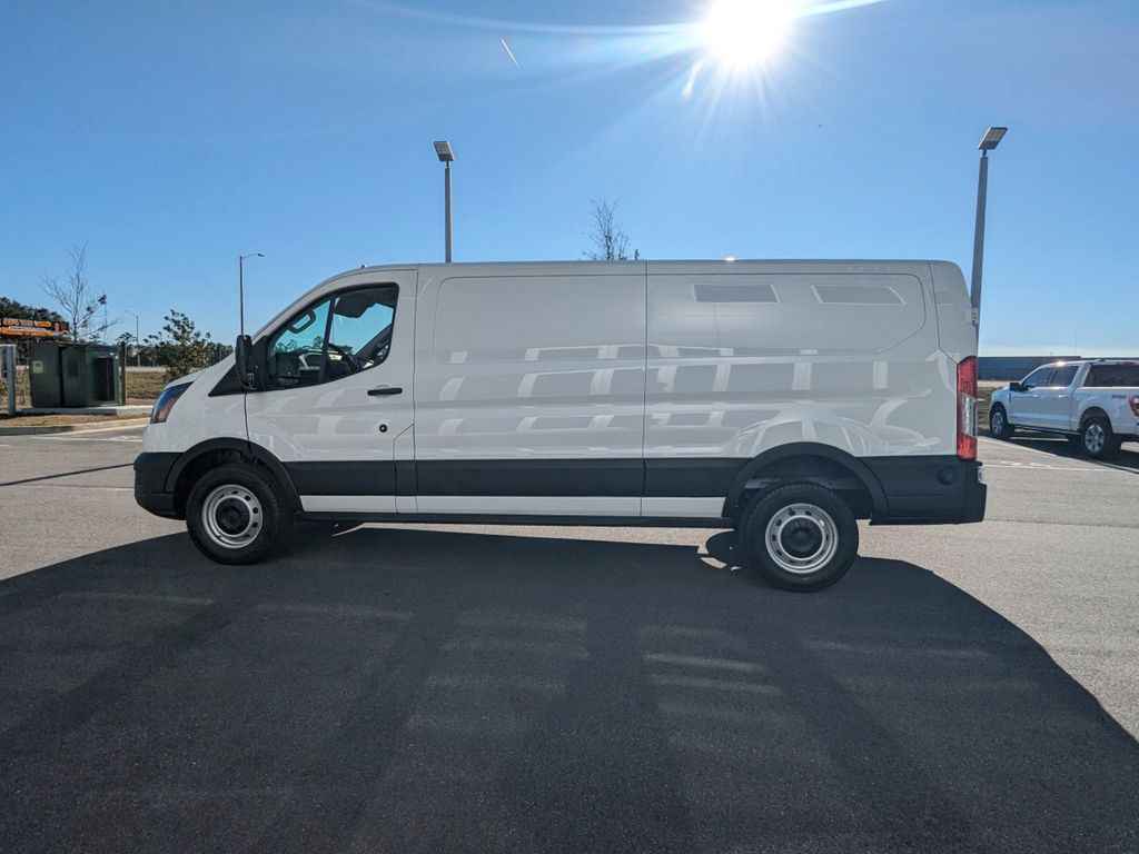 2024 Ford Transit photo 4