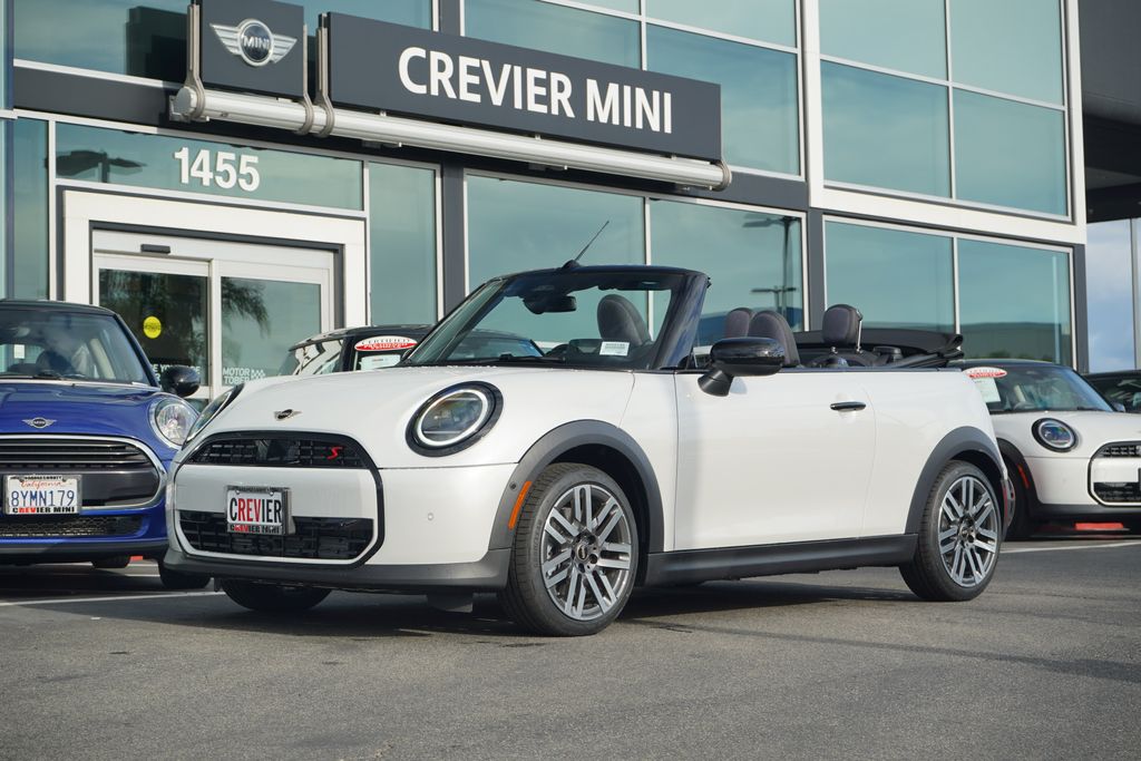 2026 MINI Convertible S's photo