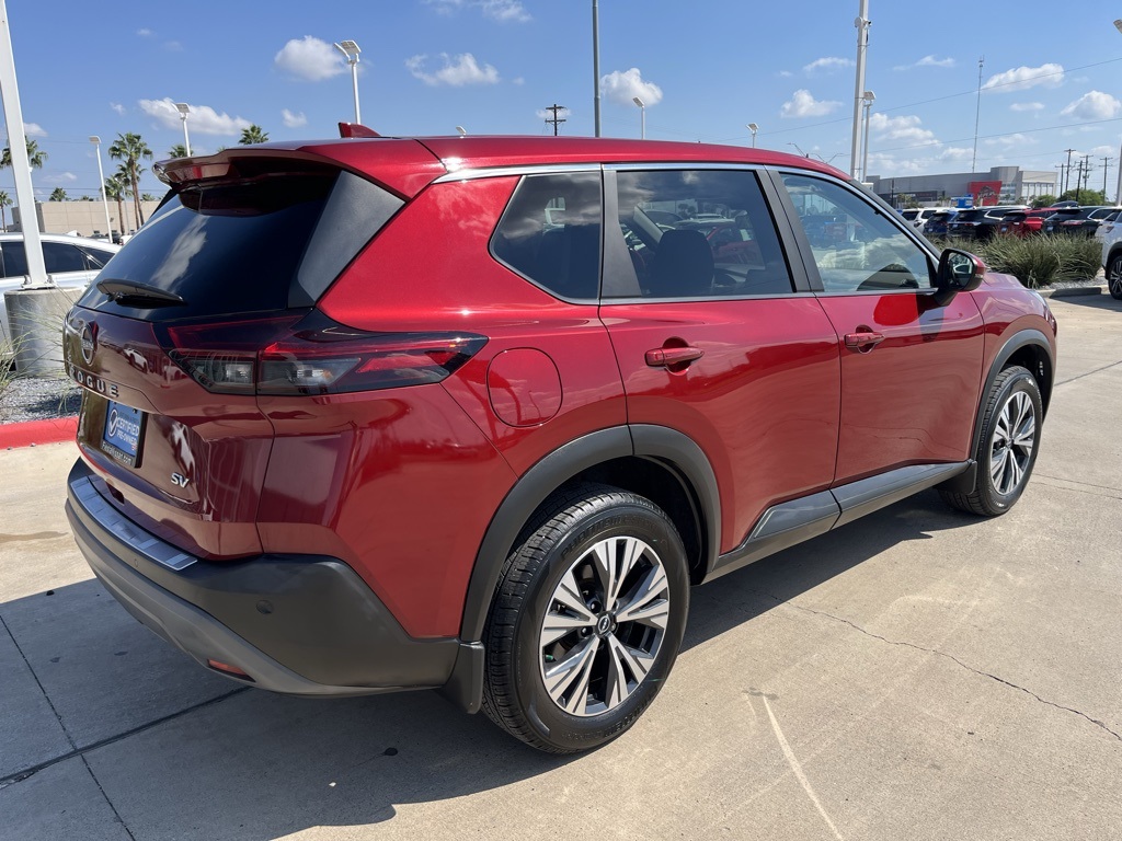 2023 Nissan Rogue SV photo 2