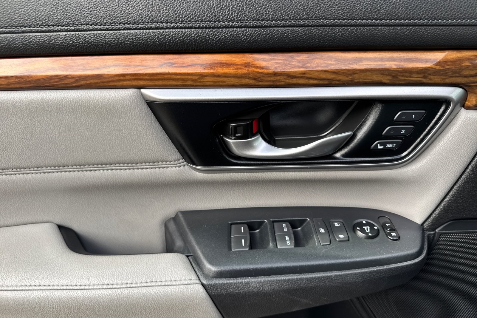 2019 Honda CR-V EX-L photo 14