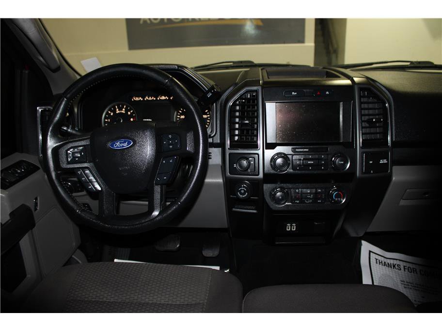 2019 Ford F-150 XLT photo 13