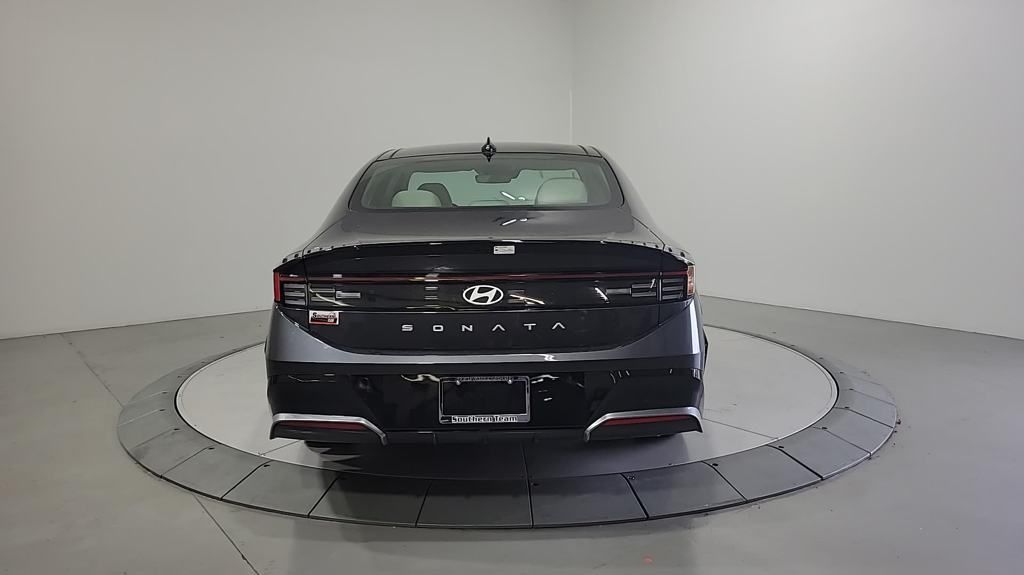 2024 Hyundai Sonata SEL Convenience photo 4