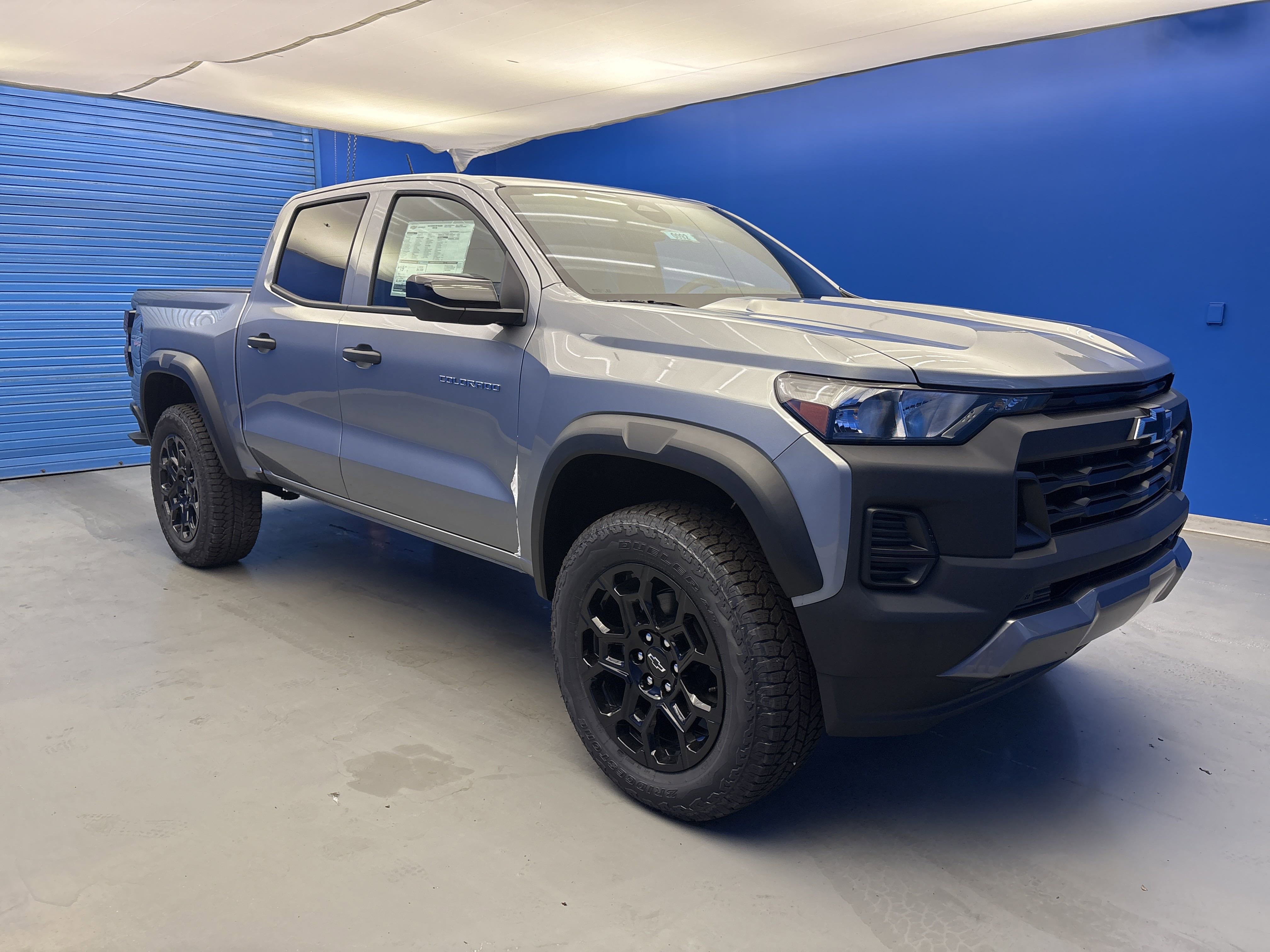 2026 Chevrolet Colorado Trail Boss photo 2