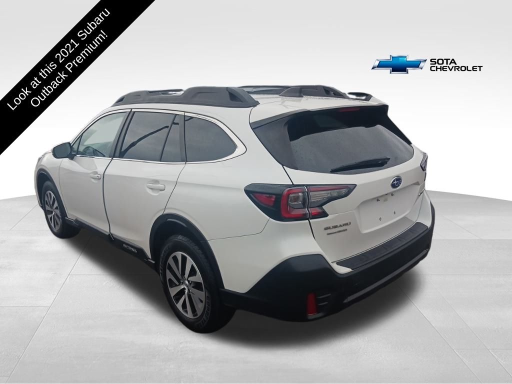 Used 2021 Subaru Outback Premium with VIN 4S4BTAFC4M3114042 for sale in Northfield, Minnesota