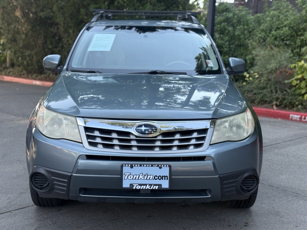 2012 Subaru Forester 2.5X Premium photo 2
