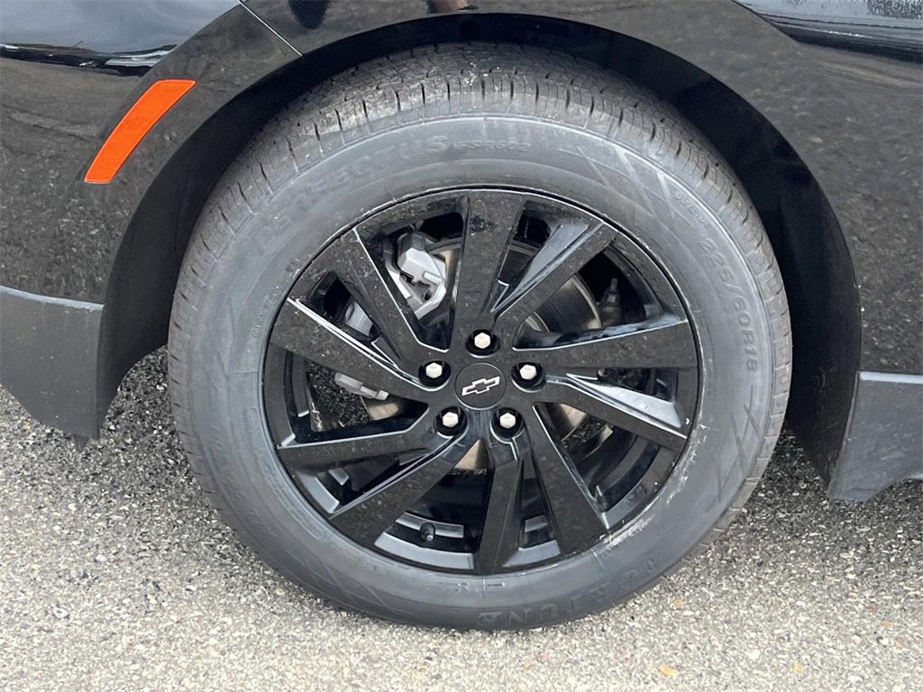 2024 Chevrolet Equinox LS photo 23