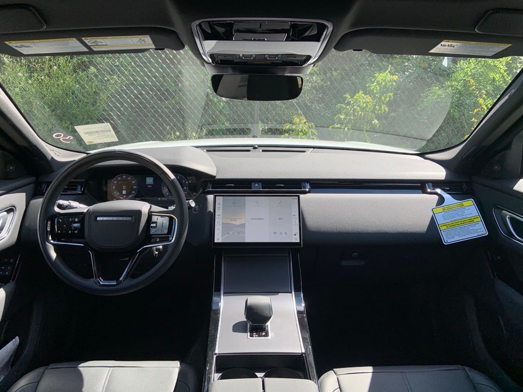 2026 Land Rover Range Rover Velar S photo 18