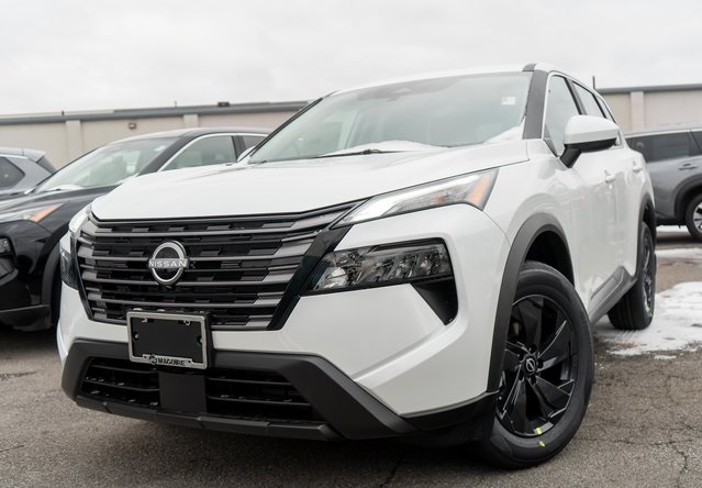 2026 Nissan Rogue SV's photo